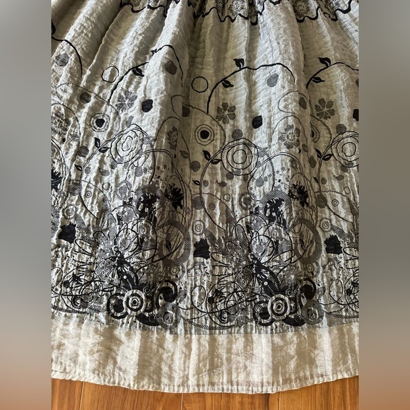 Bohemian Lapis Strapless Midi Dress or Skirt in Floral Gray and Black - Picture 8 of 14